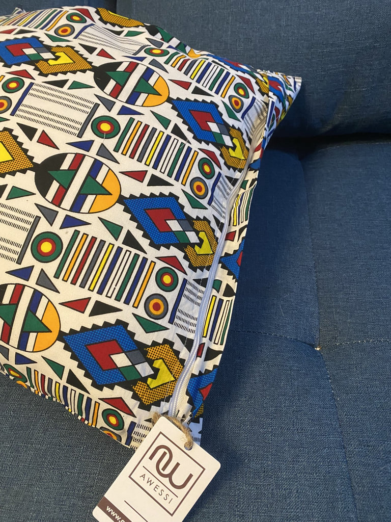 Housse de coussin décoratif aux motifs d'Afrique Lusaka – Awessi